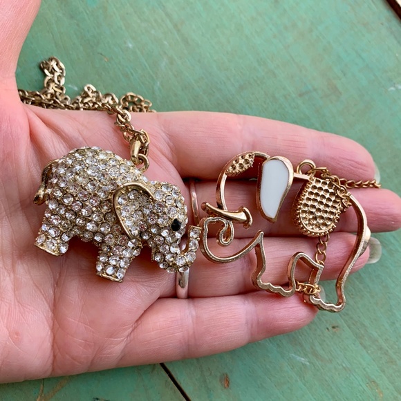 Lucky ELEPHANT'S  - Two Cute Sweet Elephant Necklace - Crystal & Enameled - Picture 6 of 7